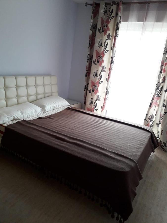 Apartamento Para 4-6 Personas En Larimar سالو المظهر الخارجي الصورة